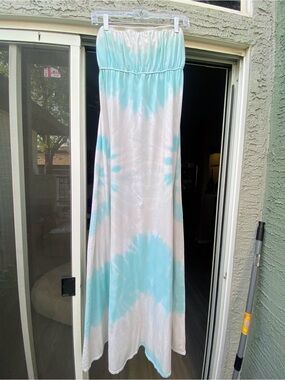 Strapless Tie-Dye Maxi Dress in Off White & Aqua ~ Med